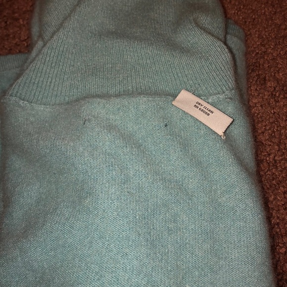 Cashmere turtleneck - Picture 5 of 8